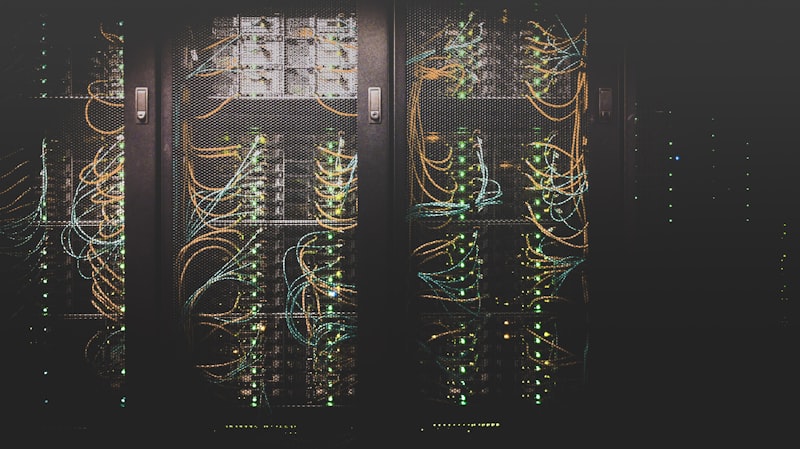 Rack de servidores en planta industrial